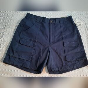 Woolrich Men's Navy Blue Cargo Shorts NWT Size 34